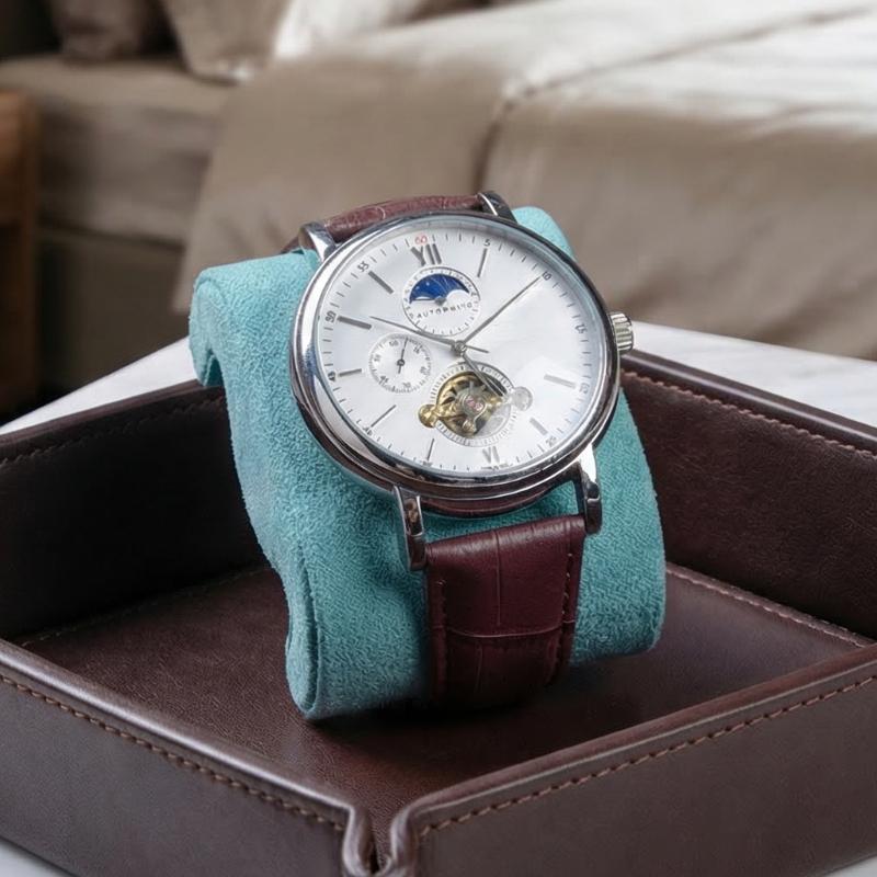 Heißer Verkauf – Uhrenkissen,  – Jewelry Box Watches Bracelets Bewertung und Preis